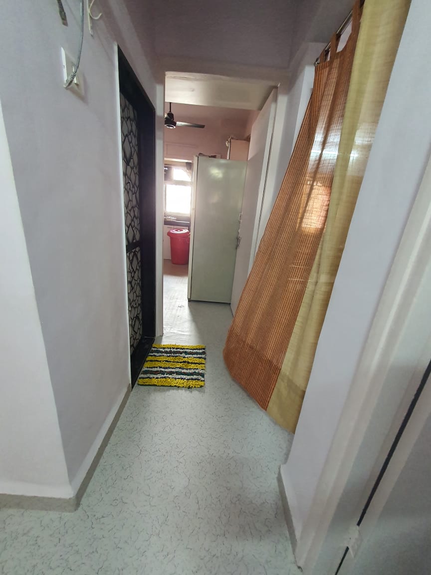 Green Field interior 11